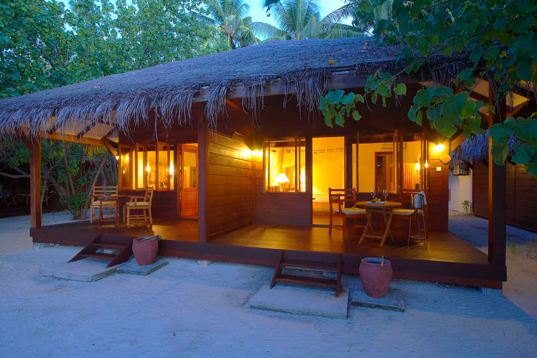 Filitheyo Island Resort, deluxe villa